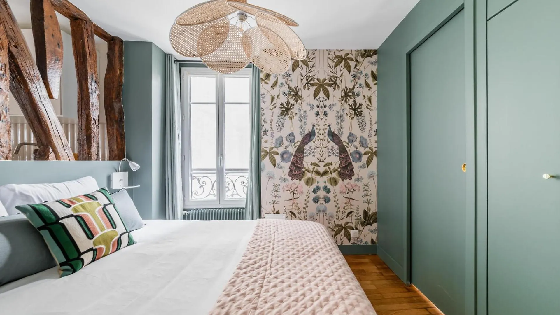 Brand New Luxury Flat In Parc Monceau - Batignolles *